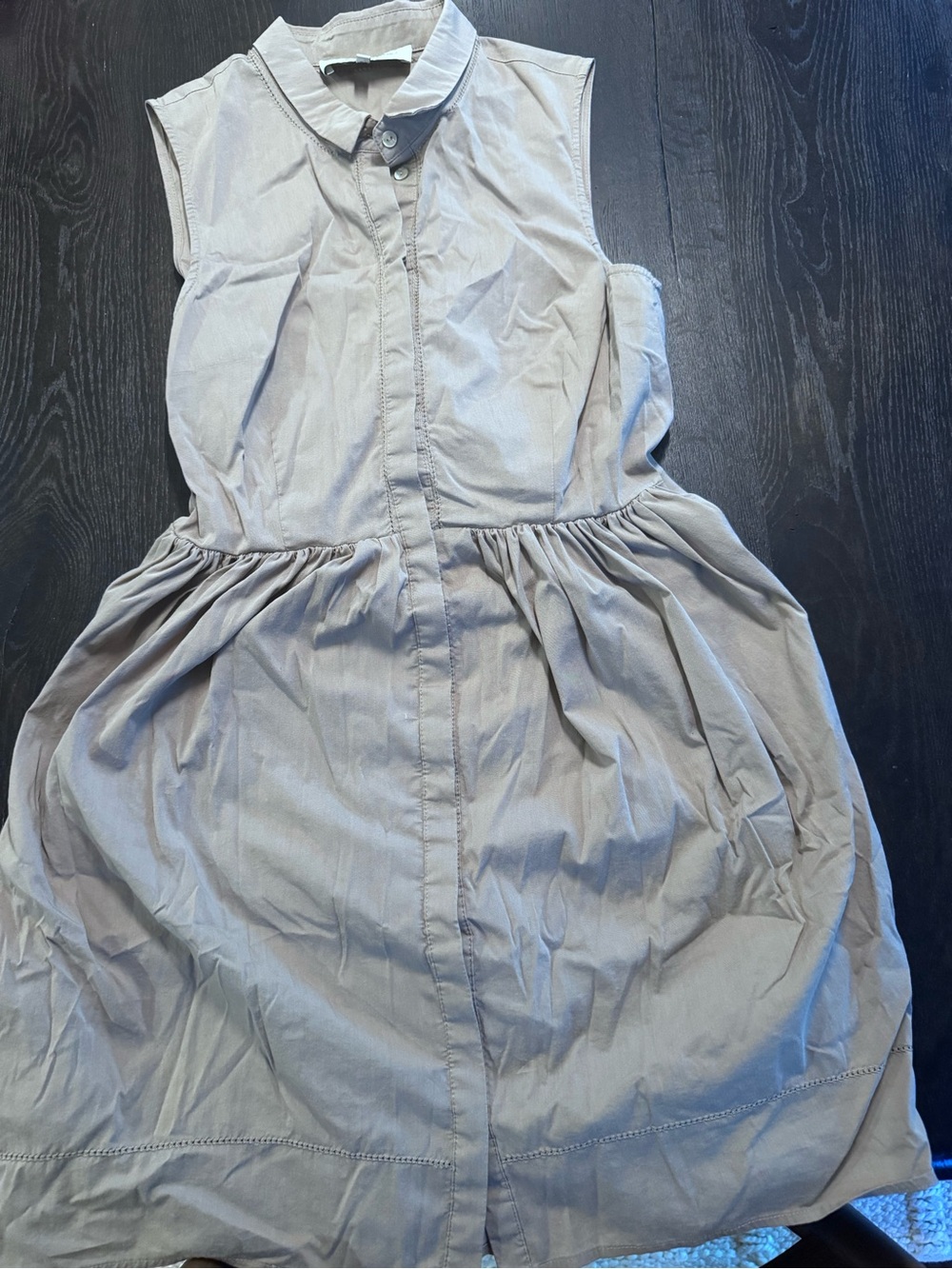 Sleeveless Button-Front Cotton Dress in Beige/Brown